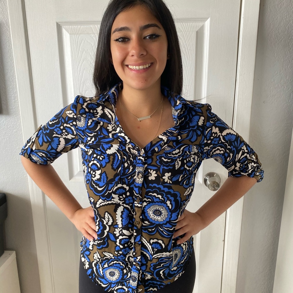 EXPRESS Portofino Blue Floral Button-up Blouse
